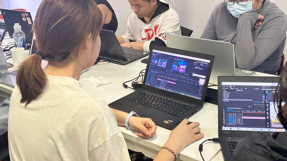 2026年想做AIAgent开发 报班还是自学选慧中AI教育靠谱吗