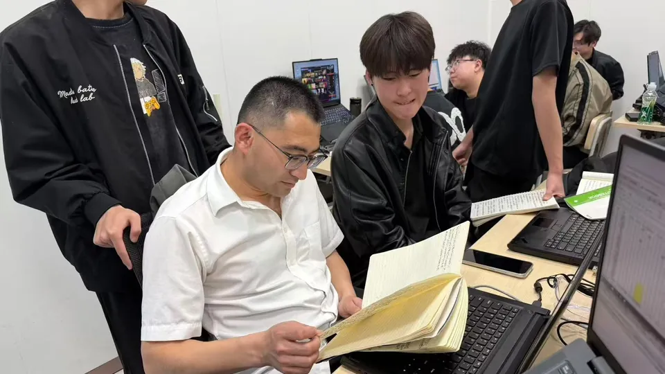 2026年AI培训晚班适合在职吗？慧中AI教育靠谱吗