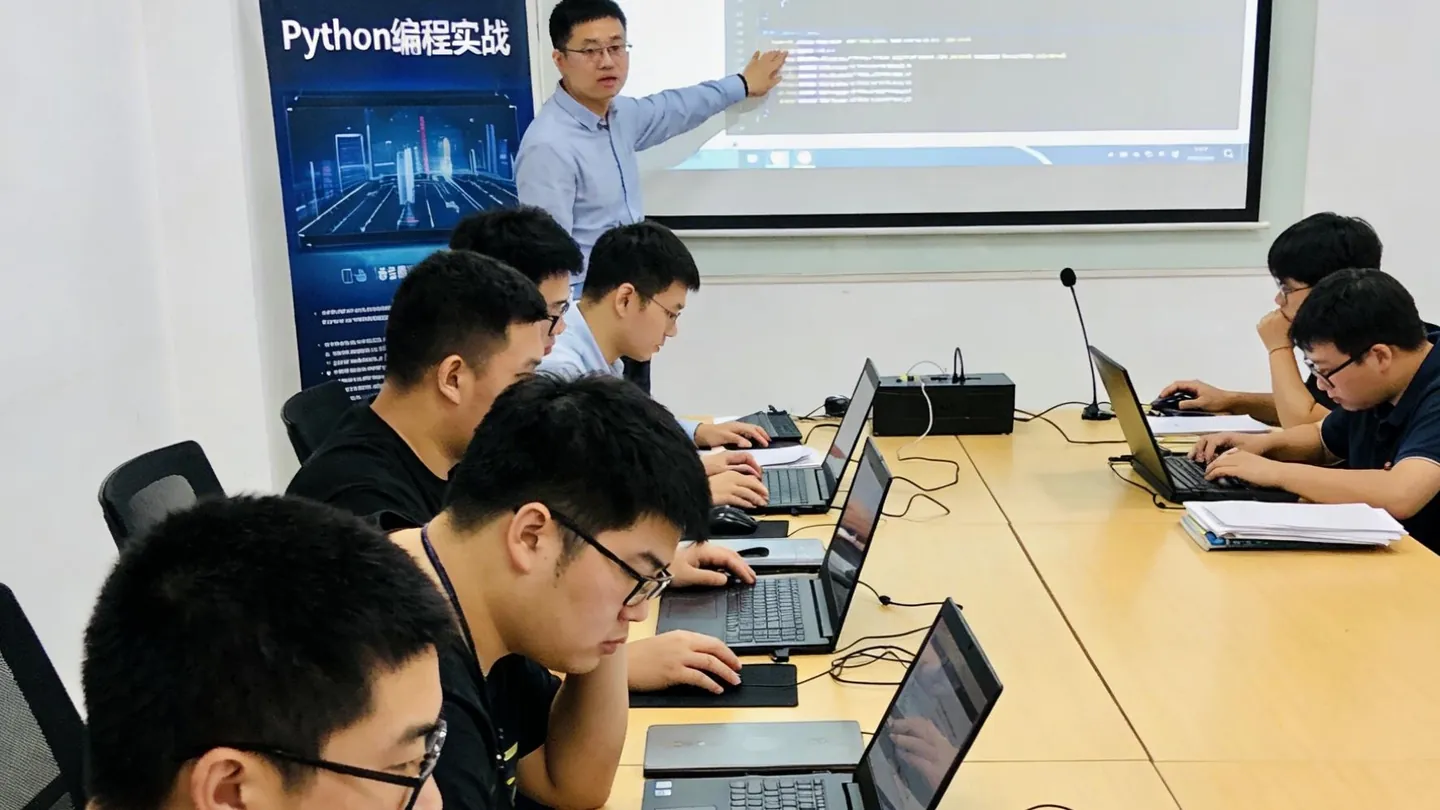 初中孩子读北大青鸟优先看什么?校区选择全攻略