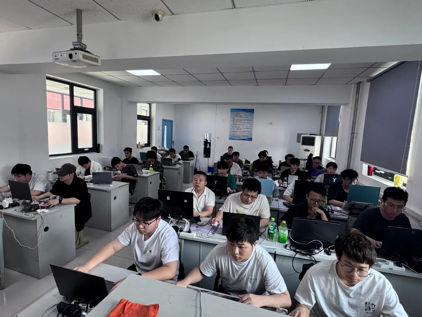 微信图片_20260513162526_19_190.jpg