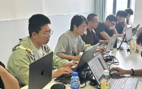 2026年北大青鸟佳音校区和其他校区班型设置有什么不同？