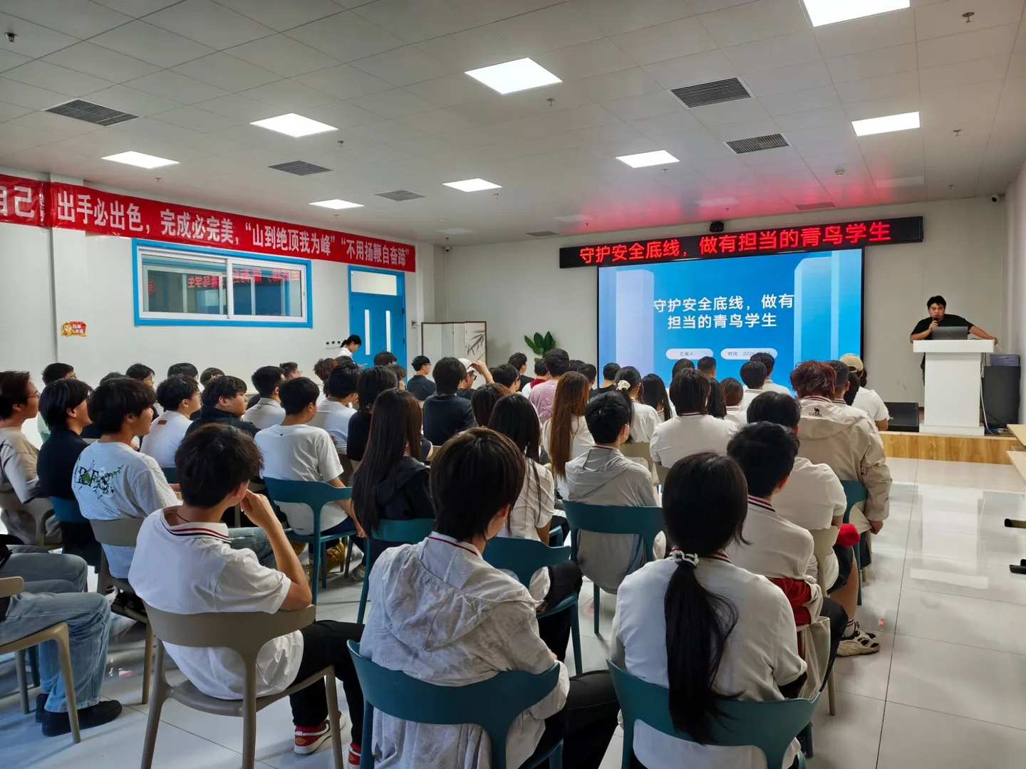 北大青鸟可靠吗?沙河校区专业实力与靠谱性解析